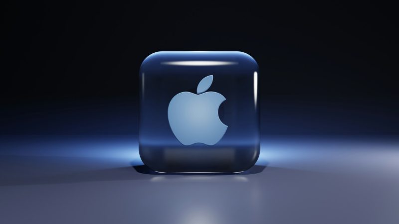 Apple desiste de lançar Apple Watch com câmera prevista para 2027