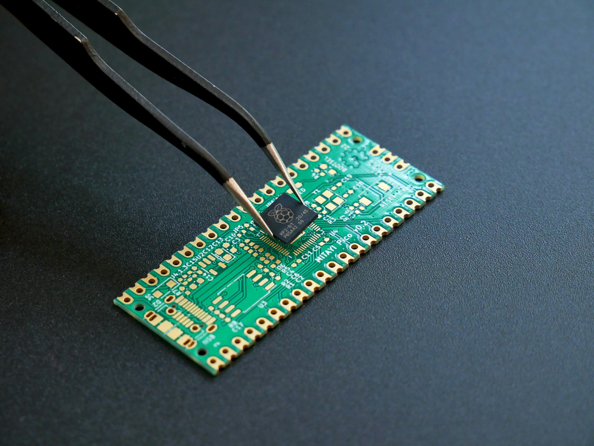 Semicondutores: funções, tipos e importância na tecnologia